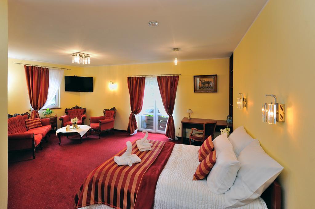 Hotel Na Bloniach Μπιέλσκο-Μπιάλα Δωμάτιο φωτογραφία
