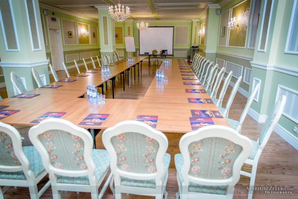 Hotel Na Bloniach Μπιέλσκο-Μπιάλα Εξωτερικό φωτογραφία