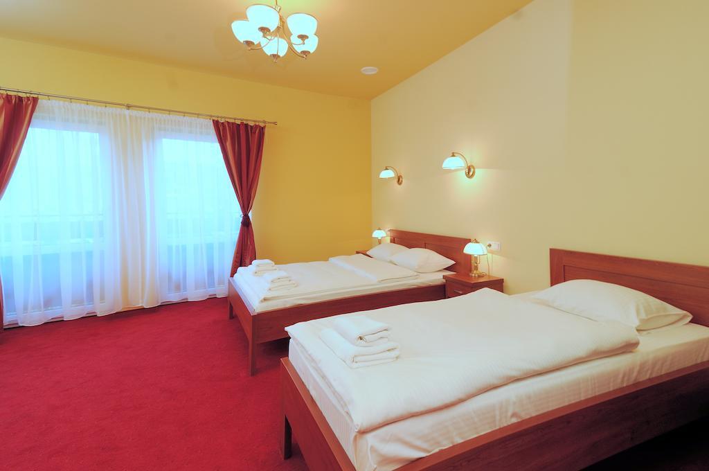 Hotel Na Bloniach Μπιέλσκο-Μπιάλα Δωμάτιο φωτογραφία